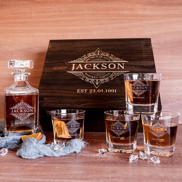 Engraved Wooden Boxed Whiskey Decanter Set with 4  Scotch Glasses, Personalised Custom Monogram Premium Rustic Vintage Whisky Birthday, Groomsmen, Bar Gift for Dad/ Him